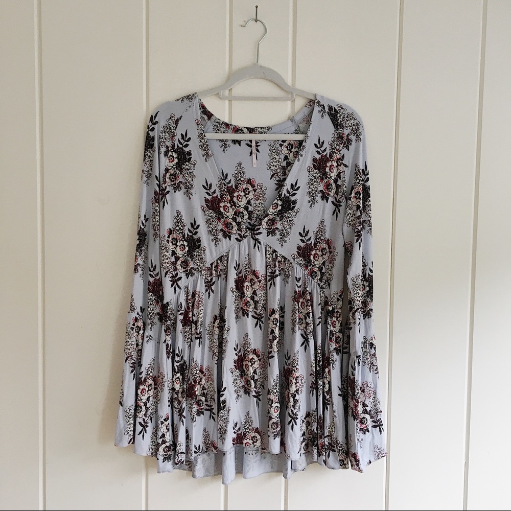Free People floral deep v neck loose bell sleeved shirt